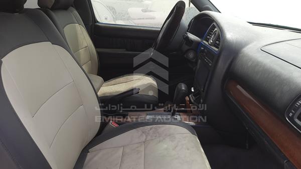 Photo 24 VIN: JNRDR09Y01W220690 - INFINITI QX4 