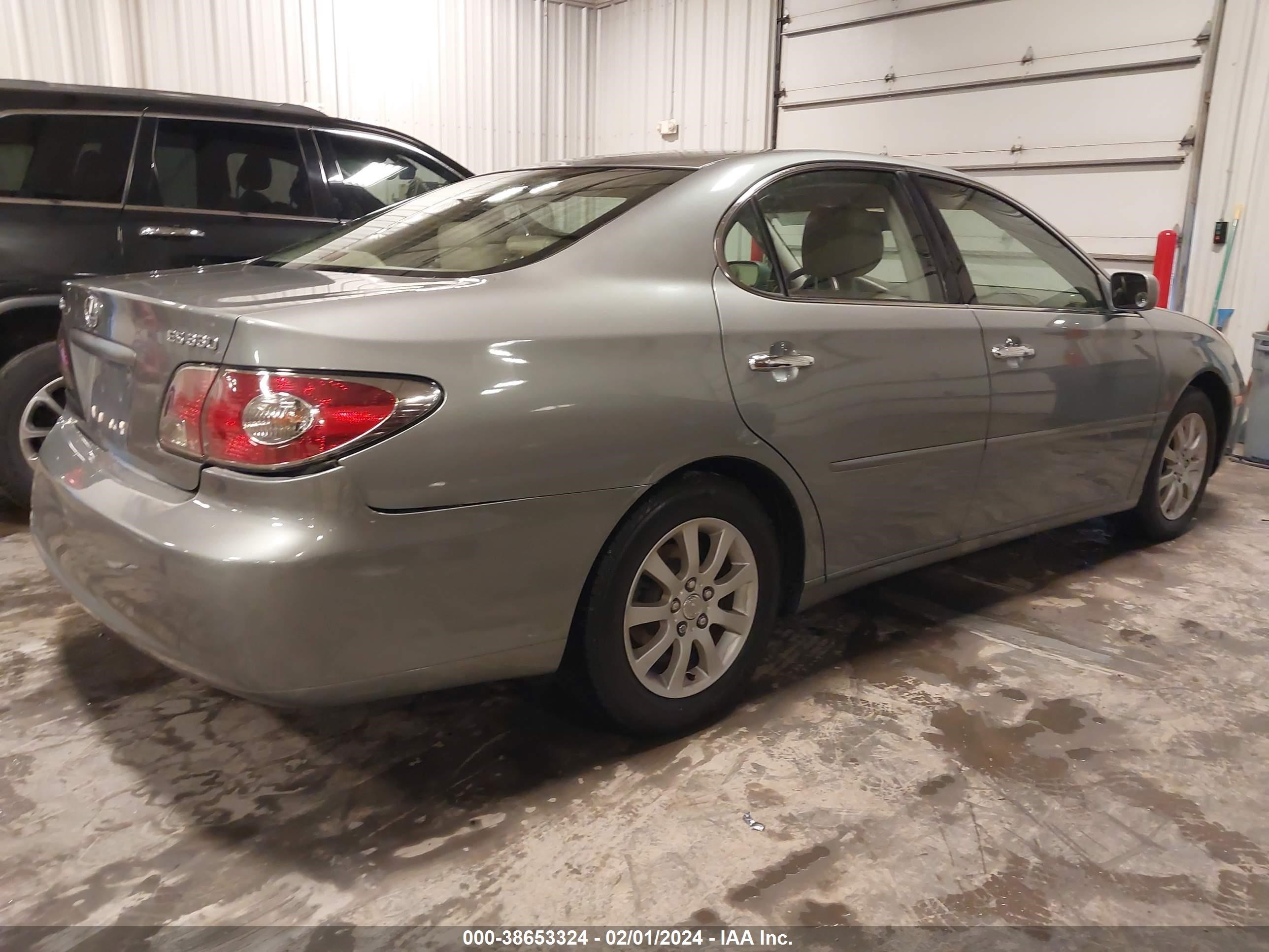 Photo 3 VIN: JPHBA30G240008593 - LEXUS ES 