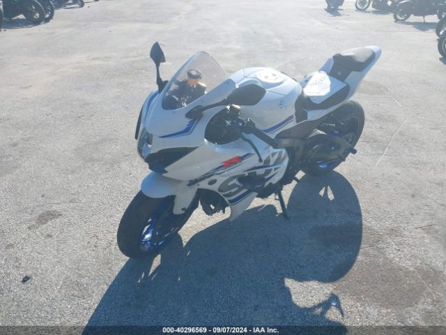 Photo 1 VIN: JS1DM11B3J2100301 - SUZUKI GSX-R1000 