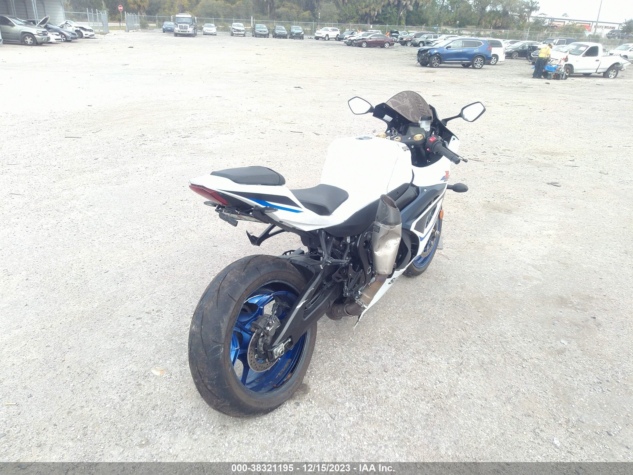 Photo 3 VIN: JS1DM11B5P7100022 - SUZUKI NULL 