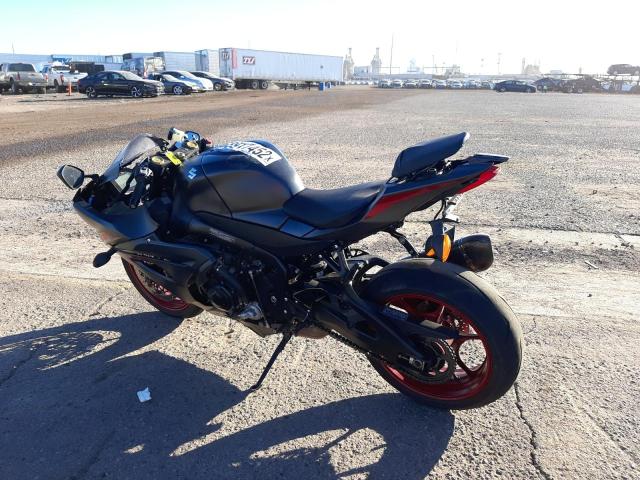 Photo 2 VIN: JS1DM11B7H2100330 - SUZUKI GSX-R1000 