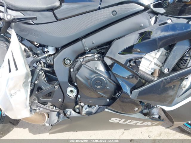 Photo 7 VIN: JS1DM11H2R7100325 - SUZUKI GSX-R1000R 