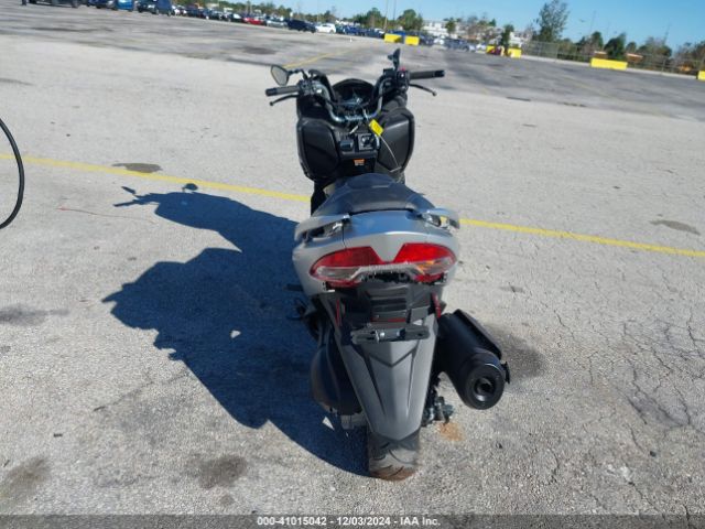 Photo 5 VIN: JS1DU11J5R7100113 - SUZUKI BURGMAN 