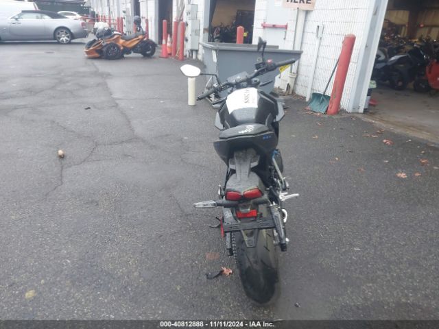 Photo 5 VIN: JS1EM11B2R7100504 - SUZUKI GSX-8S 