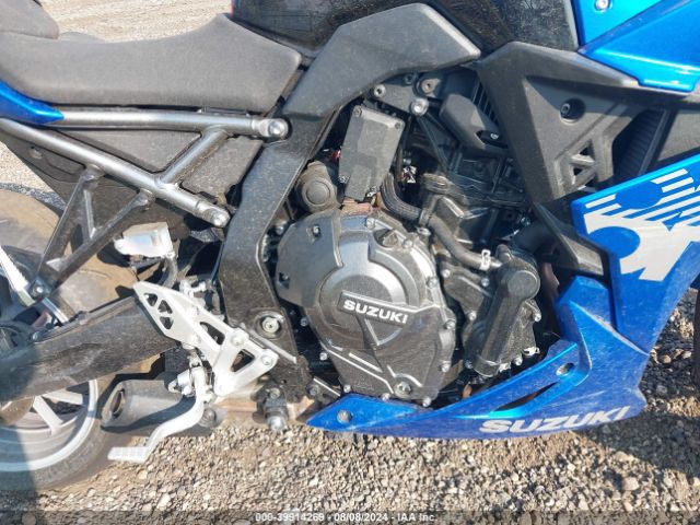 Photo 7 VIN: JS1EM13B8R7103159 - SUZUKI GSX800 