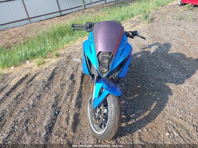 Photo 4 VIN: JS1EM13B8R7103159 - SUZUKI GSX-8R 