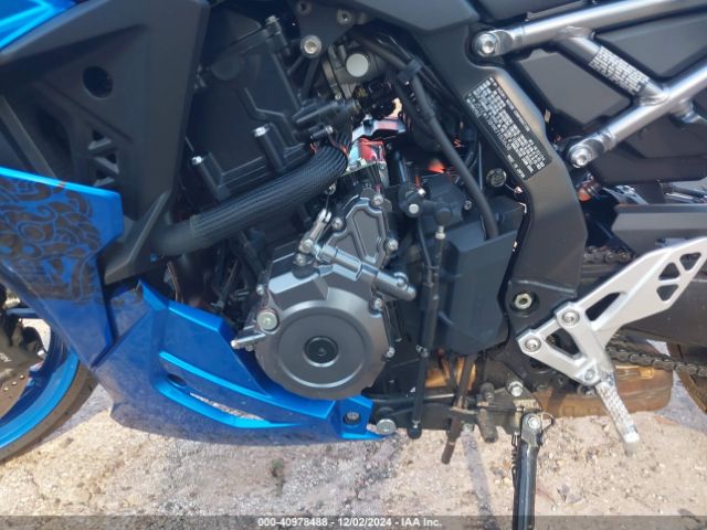 Photo 8 VIN: JS1EM13B9R7103638 - SUZUKI GSX-8R 