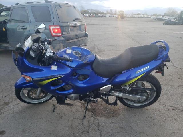 Photo 2 VIN: JS1GN79A712103677 - SUZUKI GSX600 F 