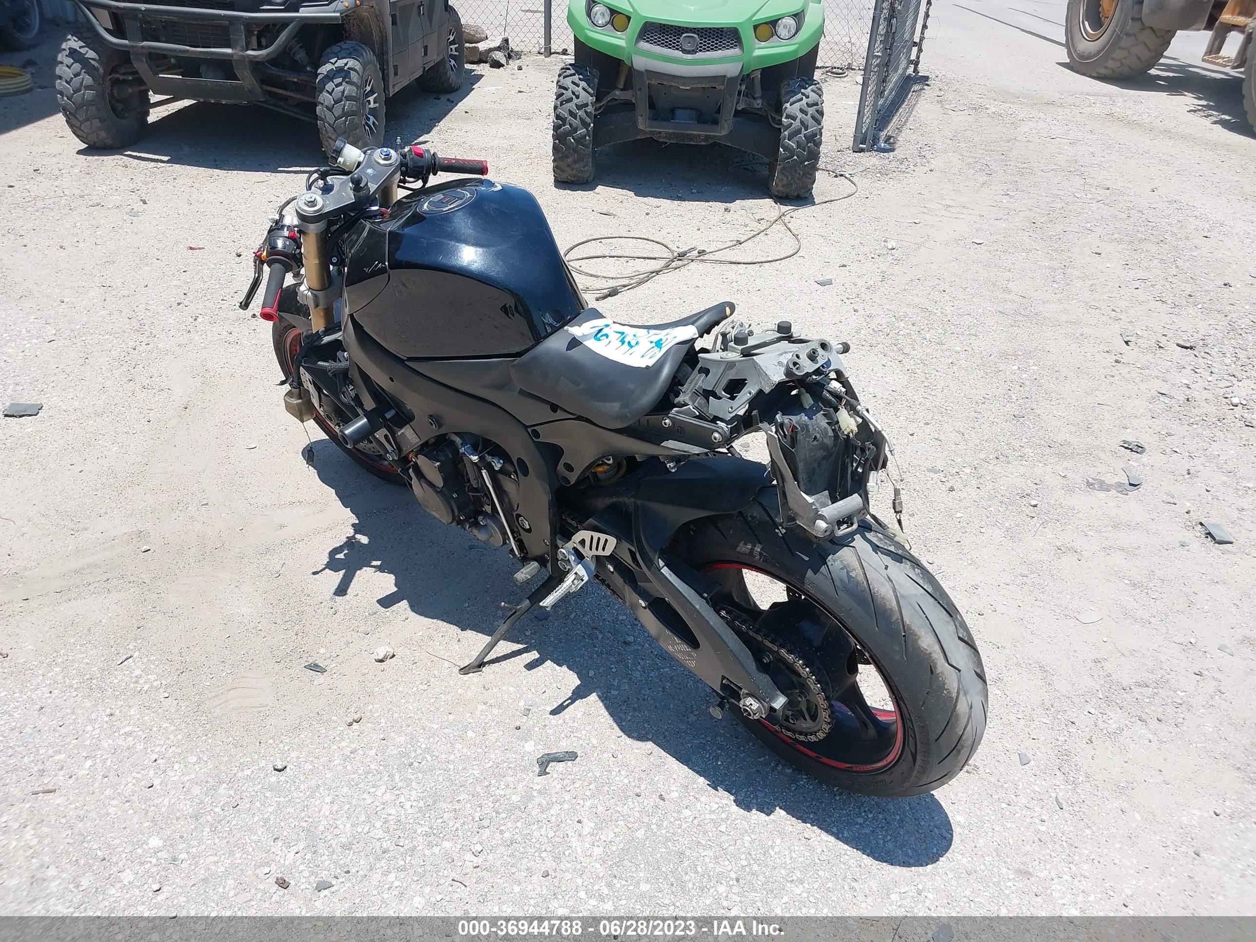 Photo 2 VIN: JS1GN7DA162120196 - SUZUKI NULL 