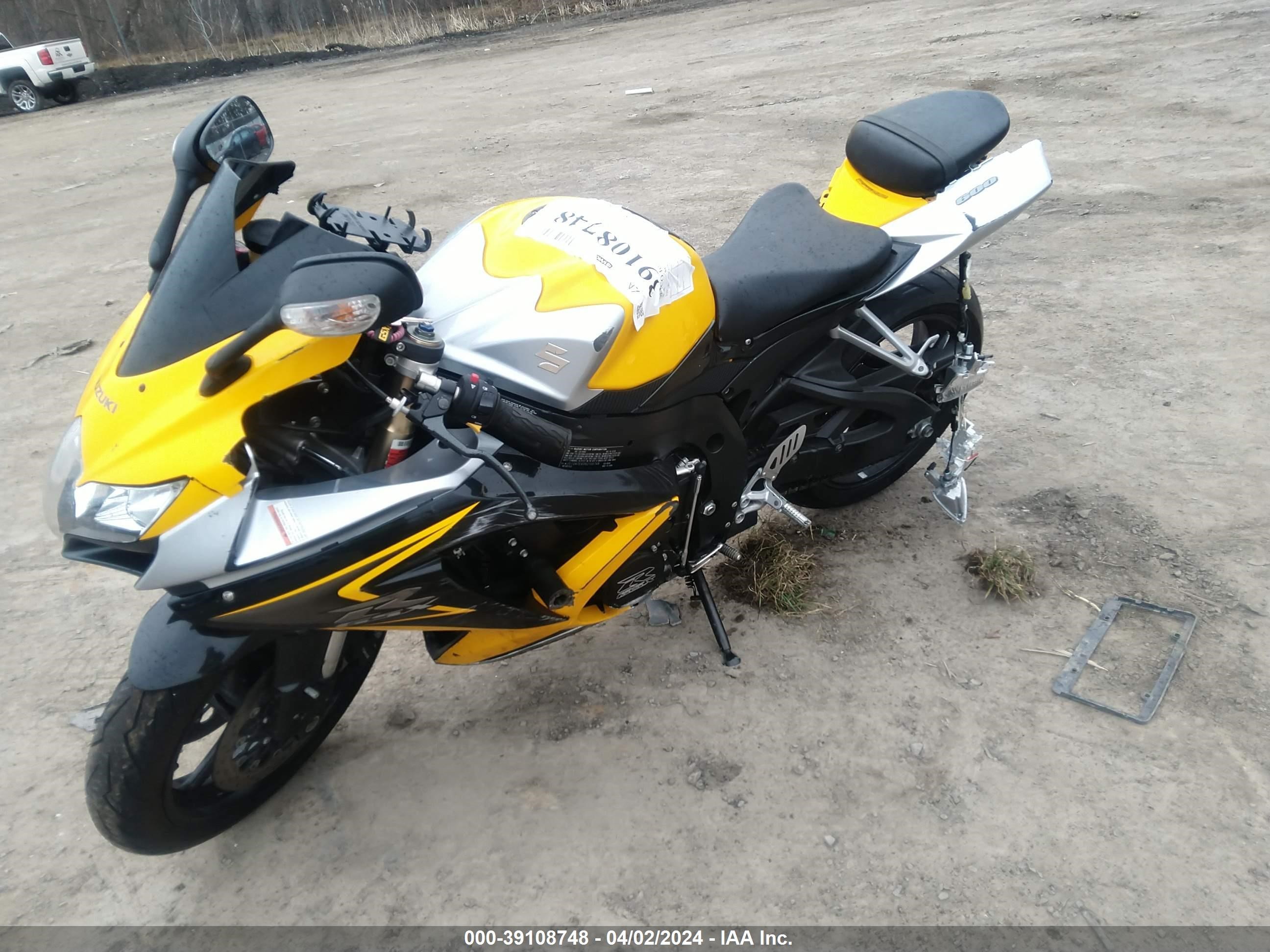 Photo 1 VIN: JS1GN7EA382105748 - SUZUKI NULL 