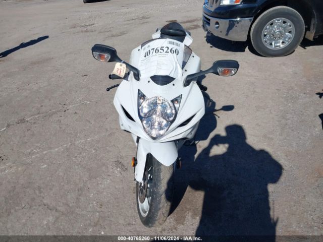 Photo 4 VIN: JS1GN7FA1K7101187 - SUZUKI GSX-R600 