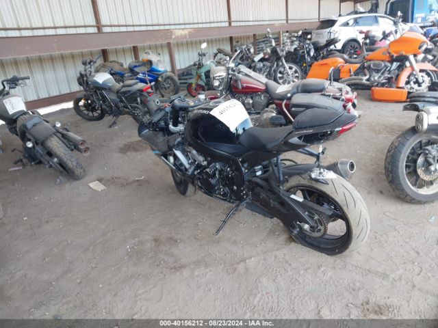 Photo 2 VIN: JS1GN7FA5R7100540 - SUZUKI GSX-R600 