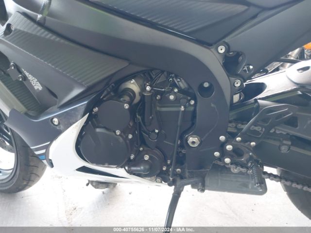 Photo 8 VIN: JS1GN7FA8P7100321 - SUZUKI GSX-R600 