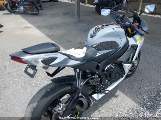 Photo 3 VIN: JS1GR7MA0N7101256 - SUZUKI GSX-R750 