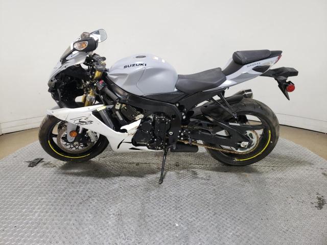 Photo 1 VIN: JS1GR7MA6N7101181 - SUZUKI GSX-R750 