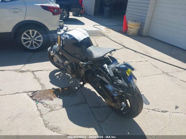 Photo 2 VIN: JS1GR7MA6R7100876 - SUZUKI GSX-R750 