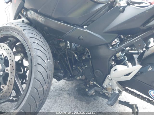 Photo 8 VIN: JS1GR7NA2F2101174 - SUZUKI GSX-S750 