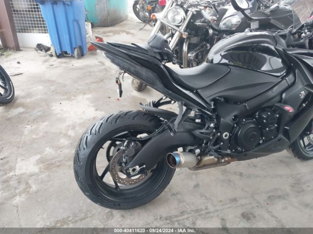 Photo 3 VIN: JS1GT7CB1L7100027 - SUZUKI GSX-S1000F 