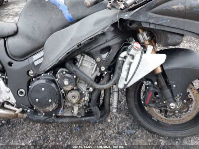 Photo 7 VIN: JS1GX72B1H2101107 - SUZUKI GSX1300RAL 