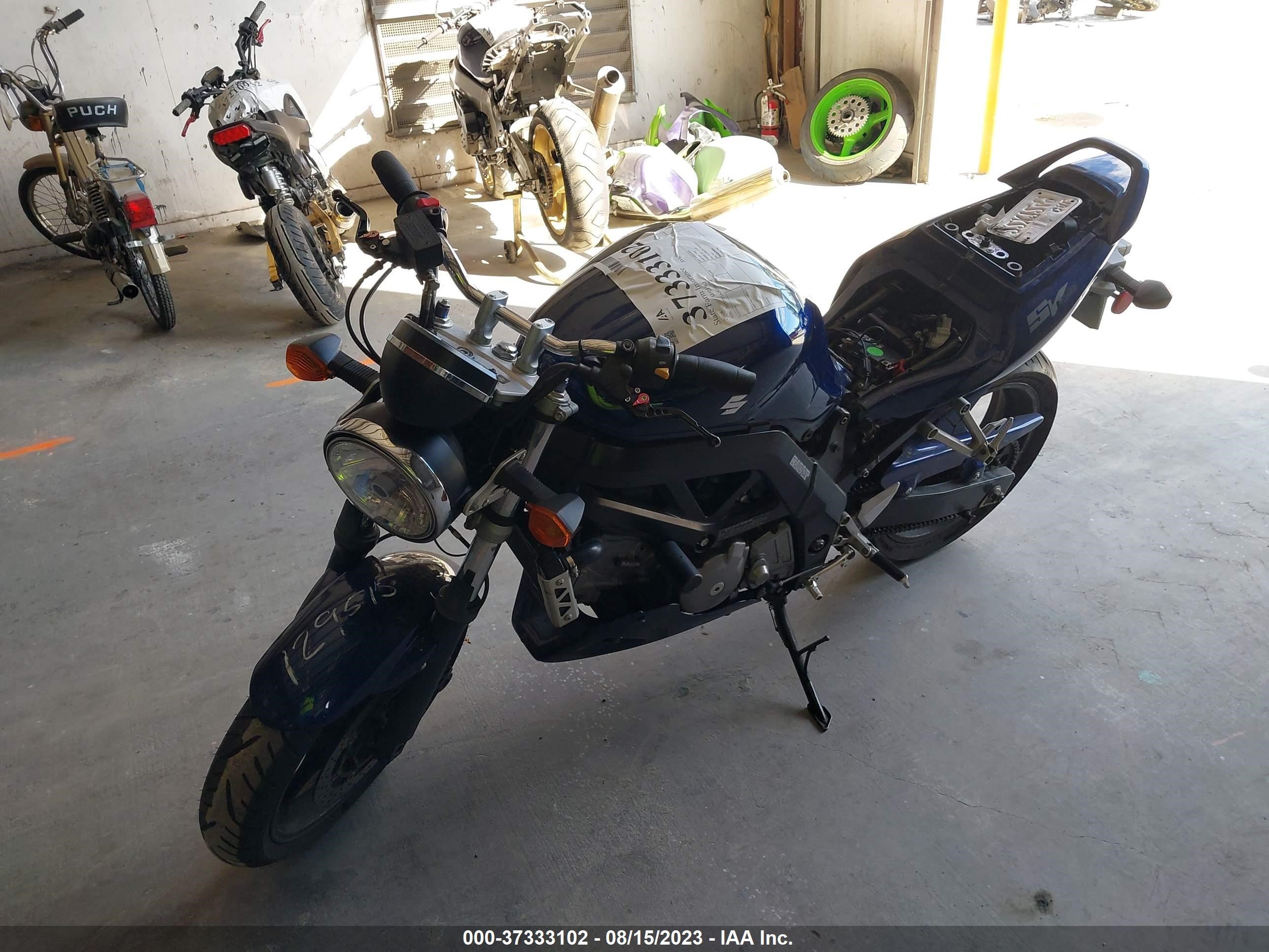 Photo 1 VIN: JS1VP53A282101652 - SUZUKI NULL 