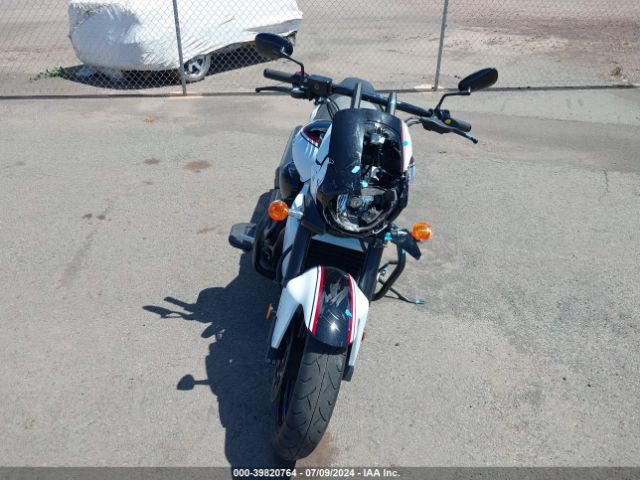 Photo 4 VIN: JS1VY53AXF2100372 - SUZUKI VZR1800BZL 