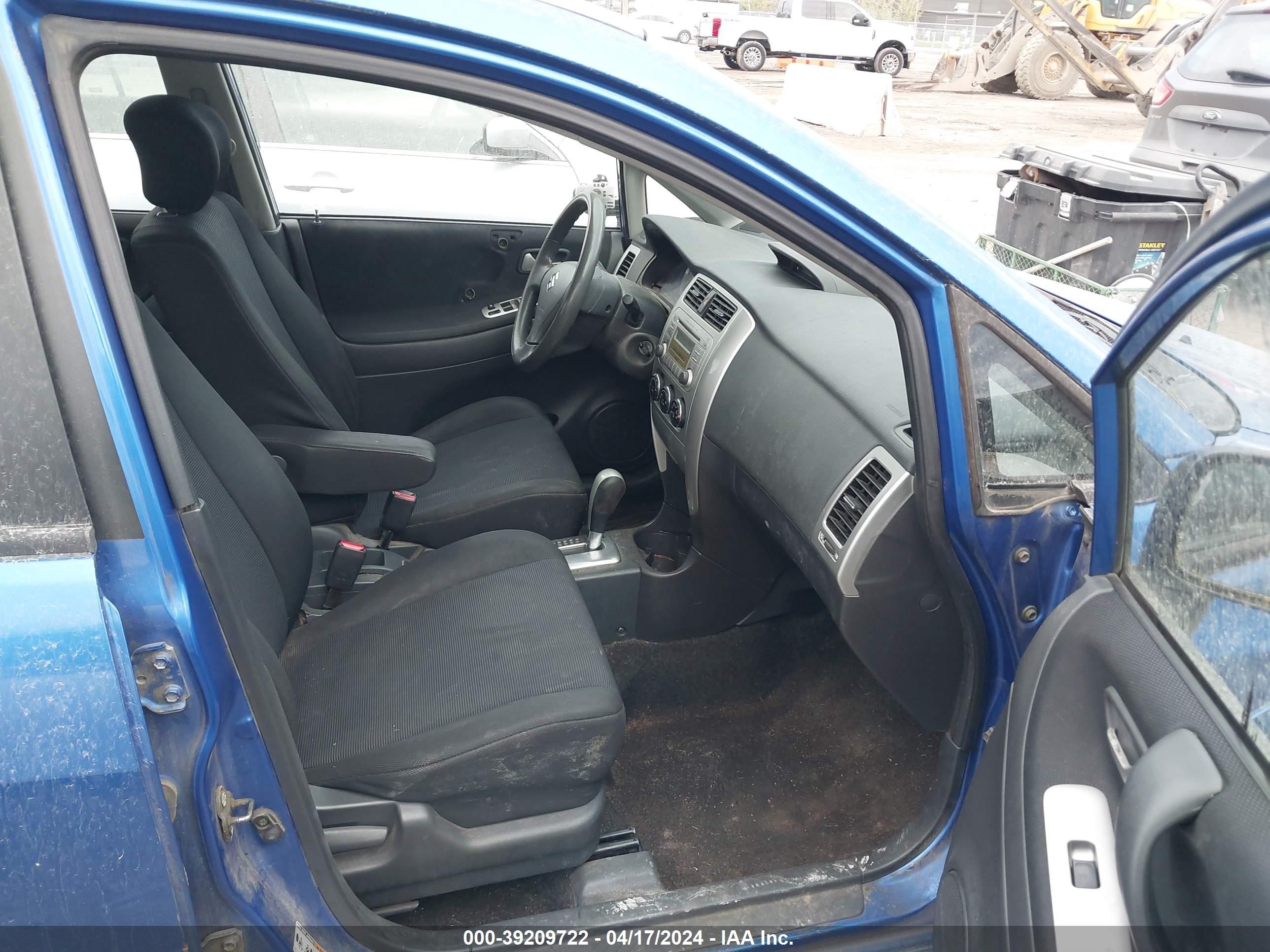 Photo 4 VIN: JS2RA62S155257626 - SUZUKI AERIO 