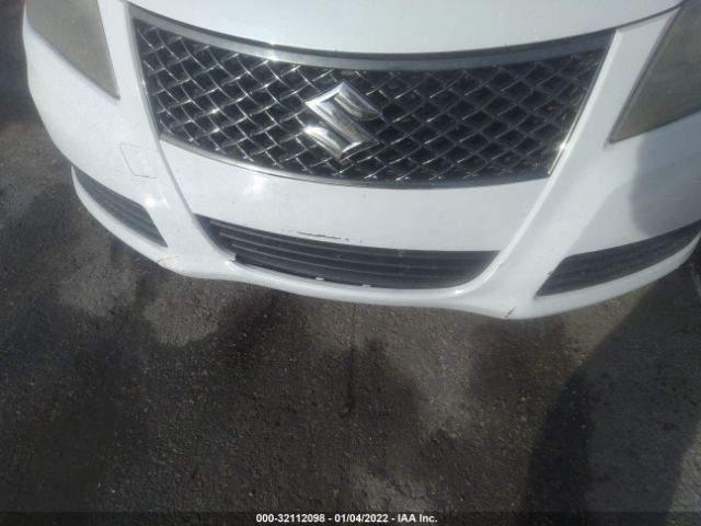 Photo 5 VIN: JS2RE9A11B6110159 - SUZUKI KIZASHI 