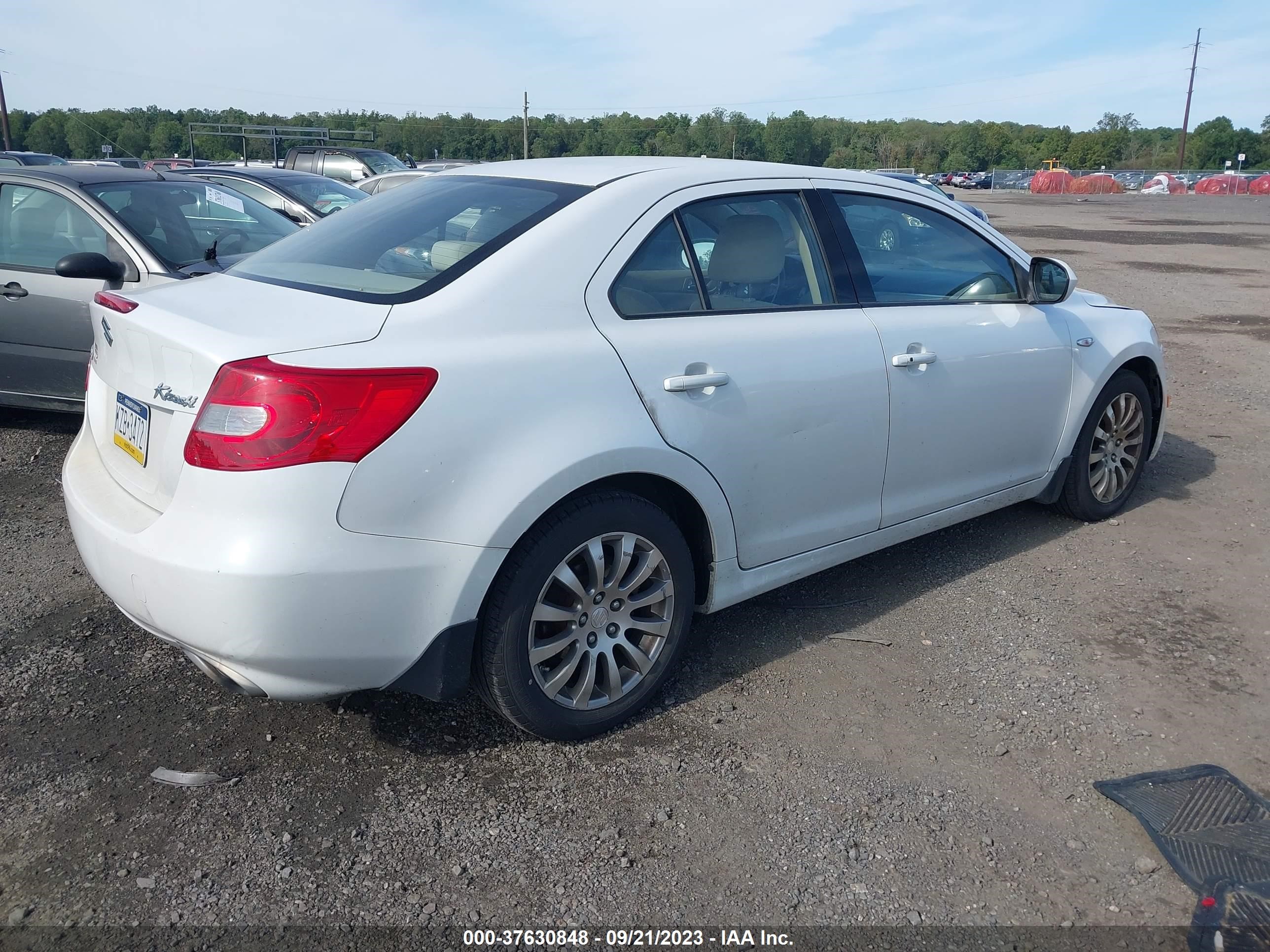 Photo 3 VIN: JS2RE9A18D6100067 - SUZUKI KIZASHI 