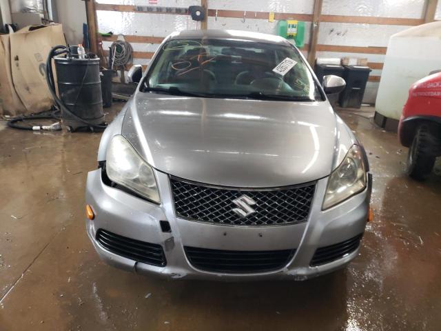 Photo 4 VIN: JS2RE9A31B6110793 - SUZUKI KIZASHI SE 