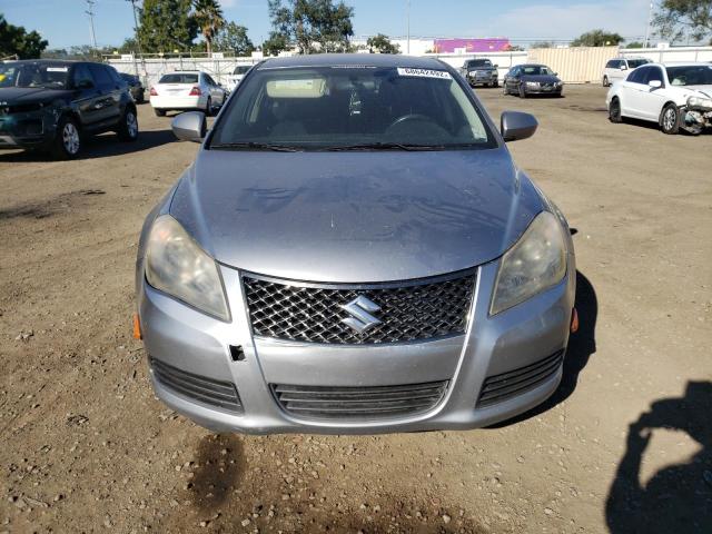 Photo 4 VIN: JS2RE9A32C6100341 - SUZUKI KIZASHI SE 