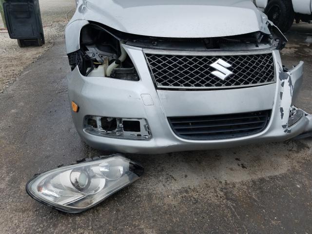 Photo 8 VIN: JS2RE9A33B6110889 - SUZUKI KIZASHI SE 