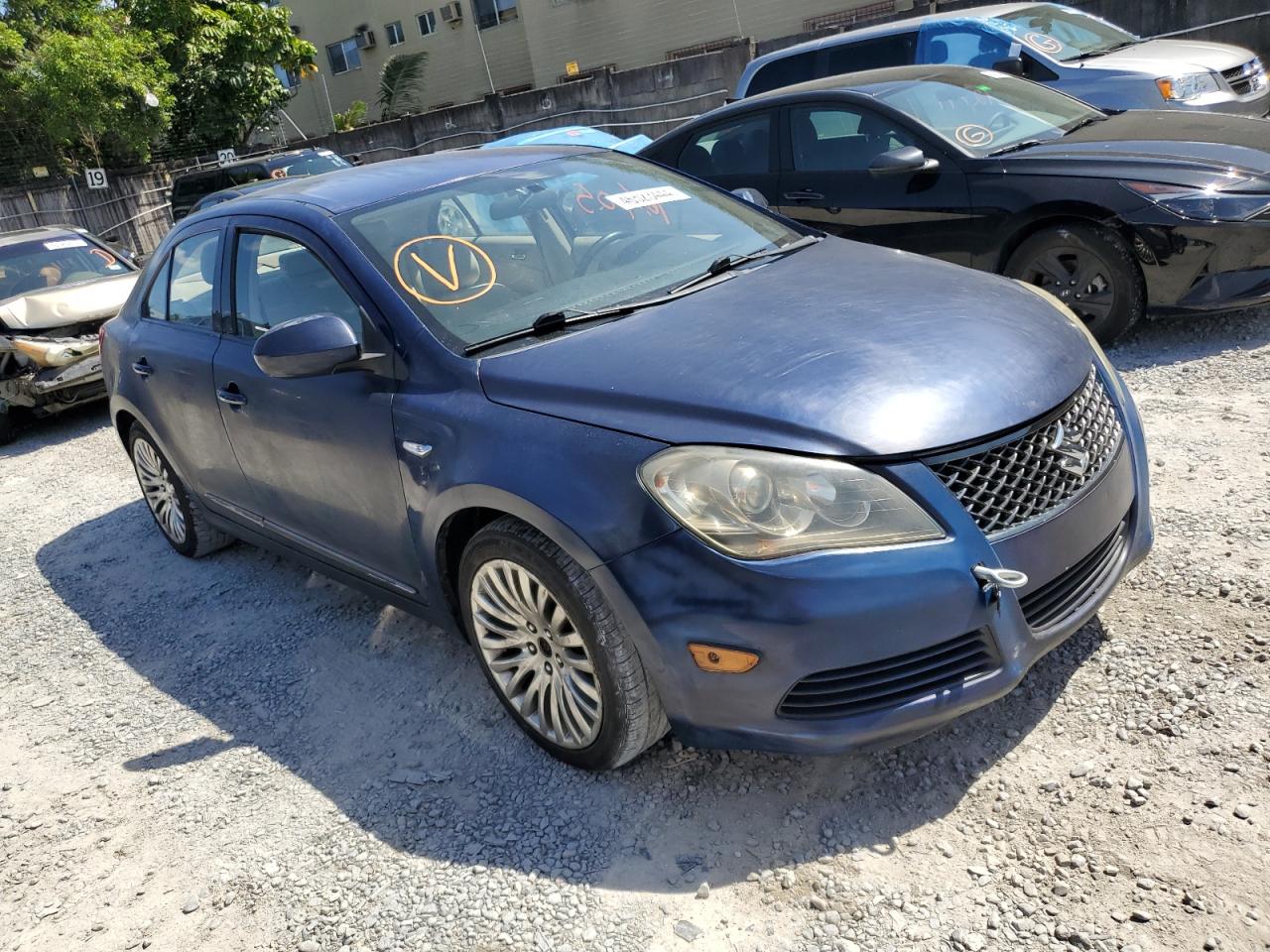 Photo 3 VIN: JS2RE9A33C6100266 - SUZUKI KIZASHI 