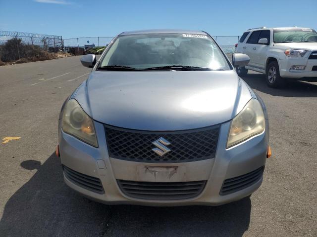 Photo 4 VIN: JS2RE9A36A6100095 - SUZUKI KIZASHI SE 