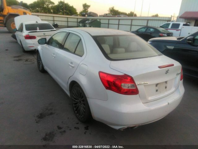 Photo 2 VIN: JS2RE9A36B6110210 - SUZUKI KIZASHI 