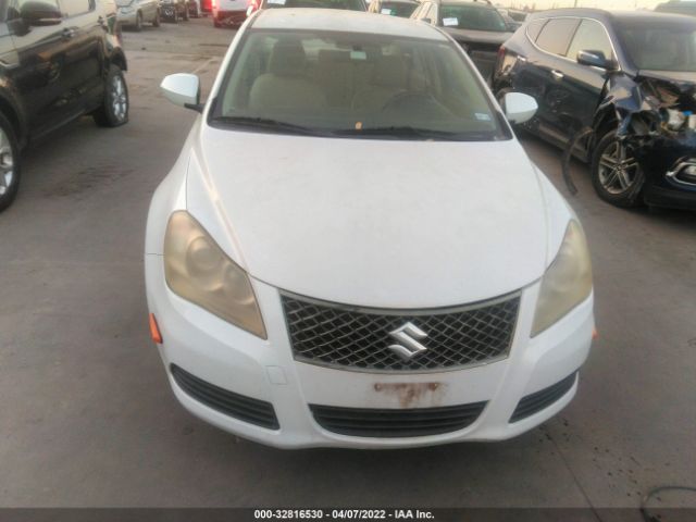 Photo 5 VIN: JS2RE9A36B6110210 - SUZUKI KIZASHI 