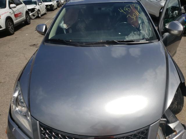 Photo 6 VIN: JS2RE9A39A6100818 - SUZUKI KIZASHI SE 