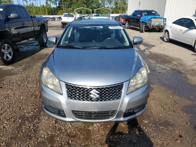 Photo 4 VIN: JS2RE9A3XA6101069 - SUZUKI KIZASHI SE 