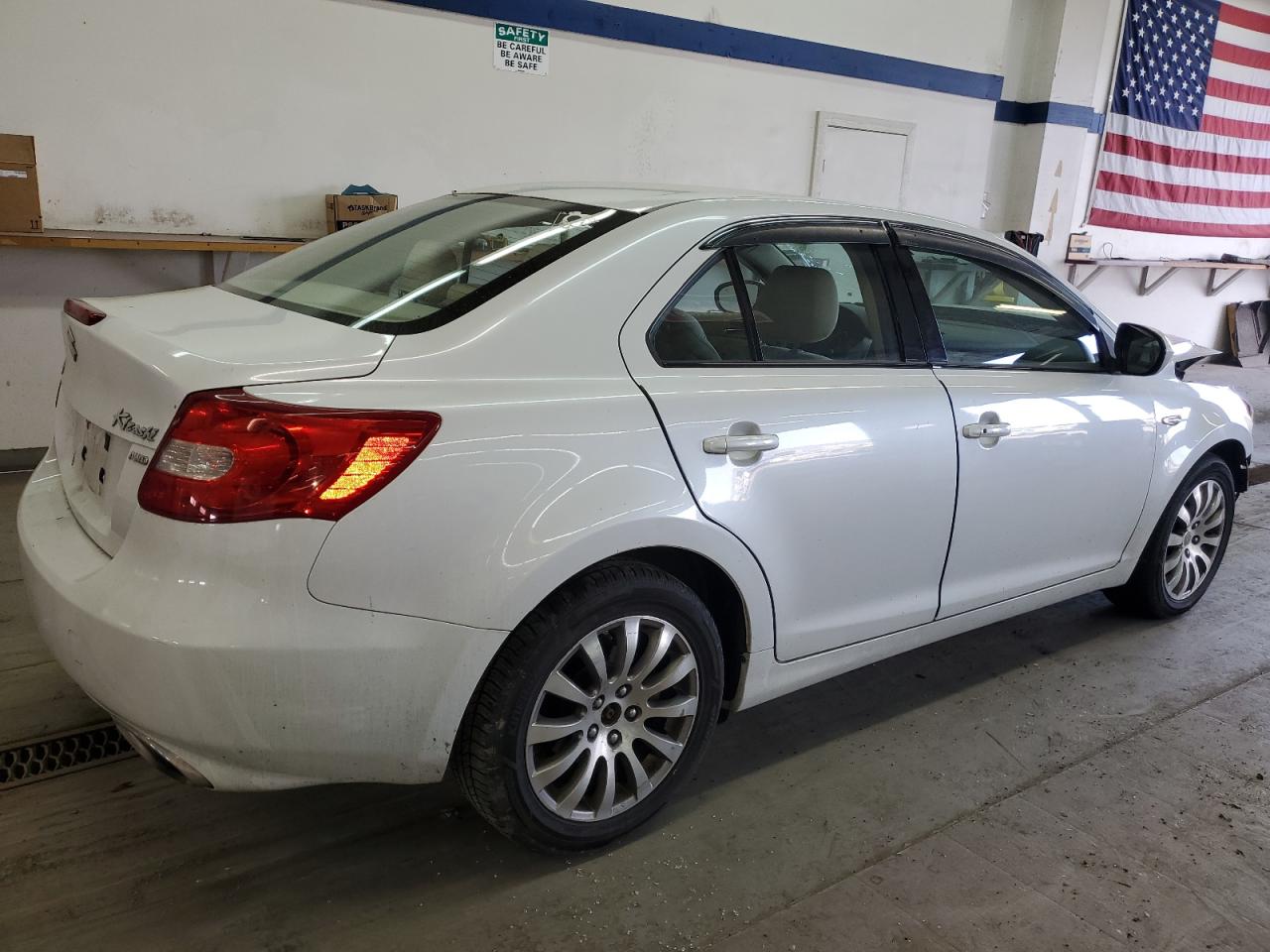 Photo 2 VIN: JS2RF9A30D6100014 - SUZUKI KIZASHI 