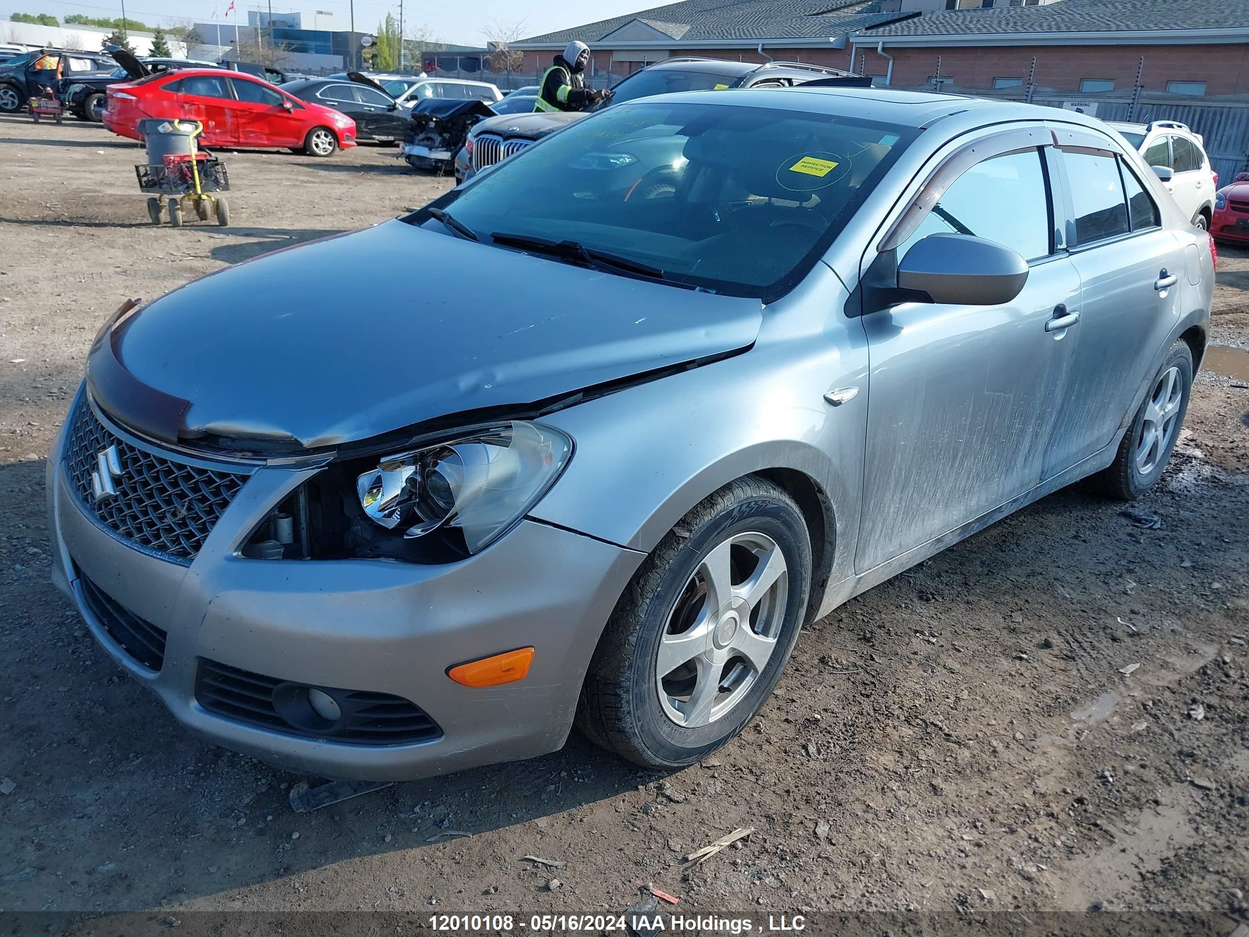 Photo 1 VIN: JS2RF9A70B6100272 - SUZUKI KIZASHI 