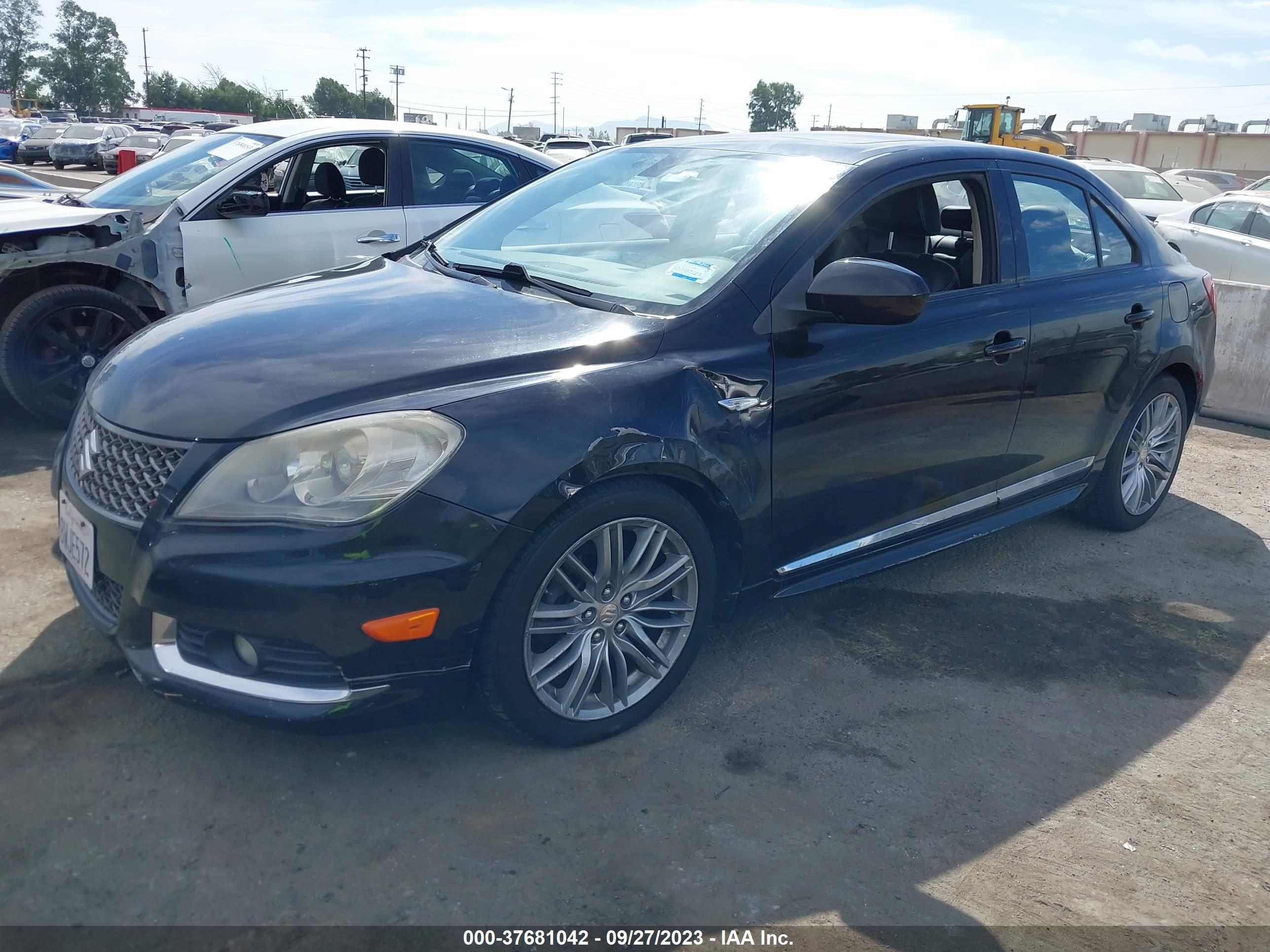 Photo 1 VIN: JS2RF9A81C6100503 - SUZUKI KIZASHI 