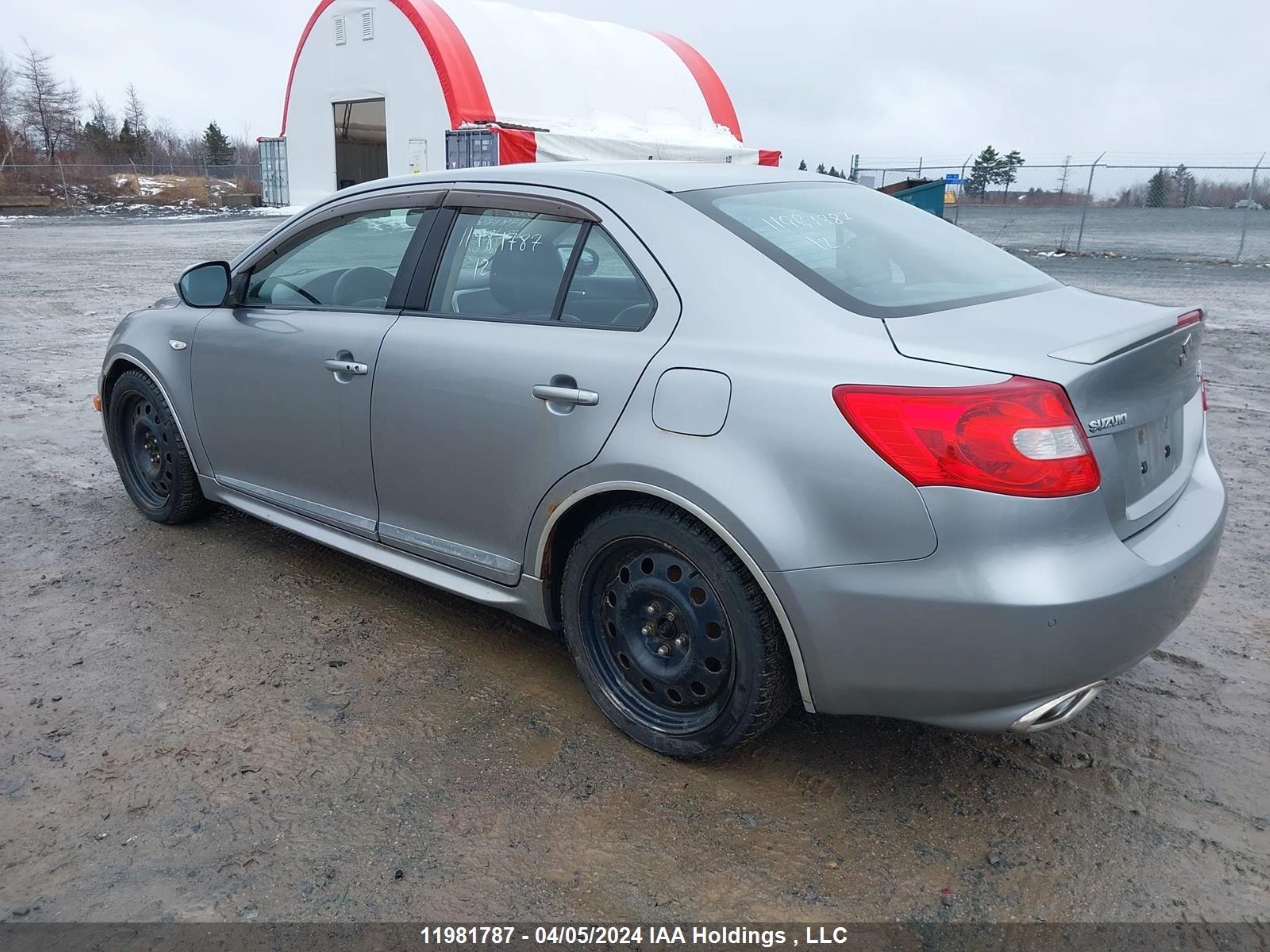 Photo 2 VIN: JS2RF9A81C6100677 - SUZUKI KIZASHI 