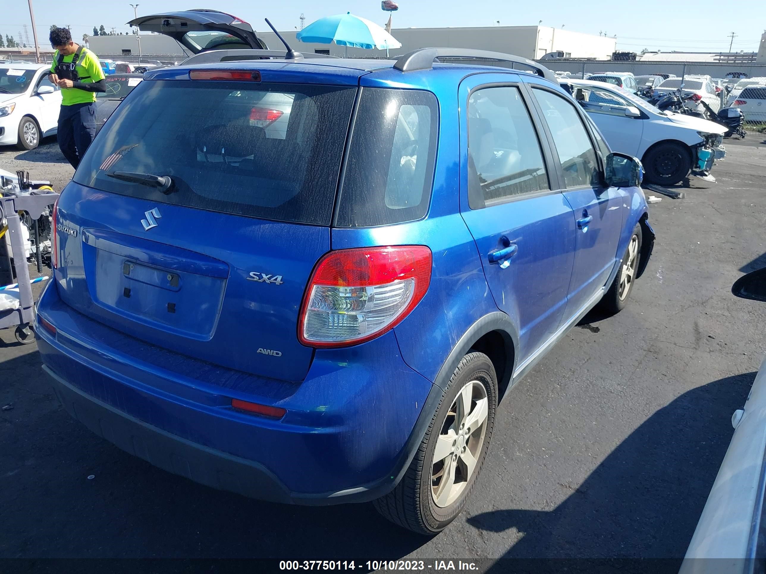 Photo 3 VIN: JS2YB5A30C6303290 - SUZUKI SX4 