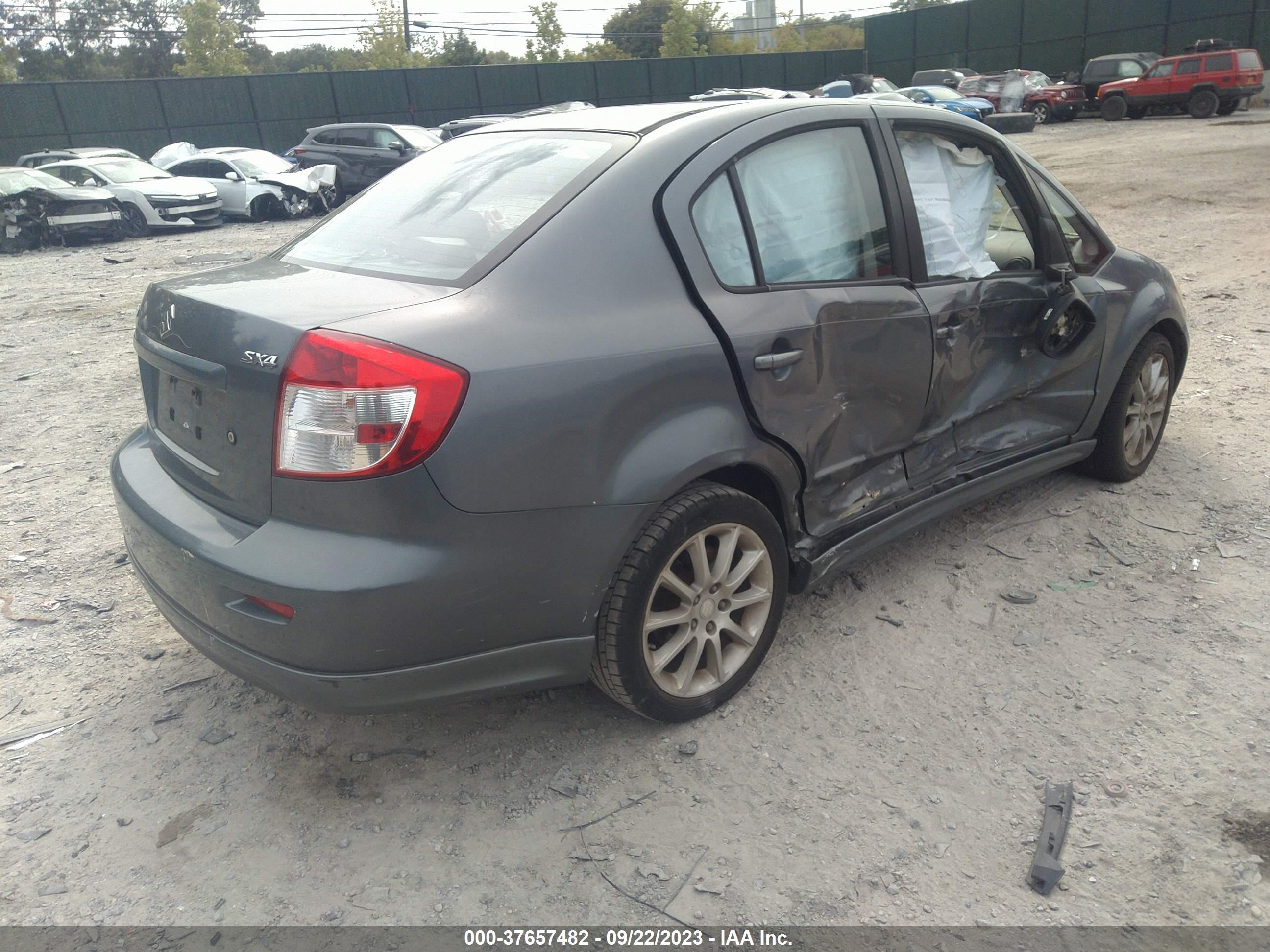 Photo 3 VIN: JS2YC415585108677 - SUZUKI SX4 