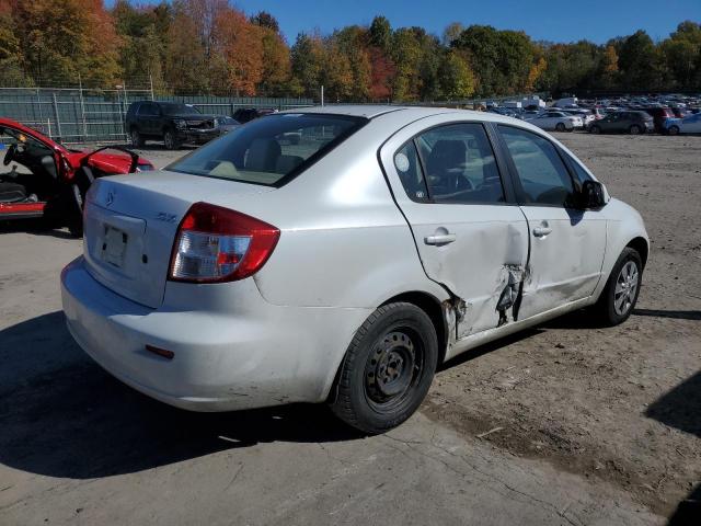 Photo 2 VIN: JS2YC5A22B6301740 - SUZUKI SX4 LE 