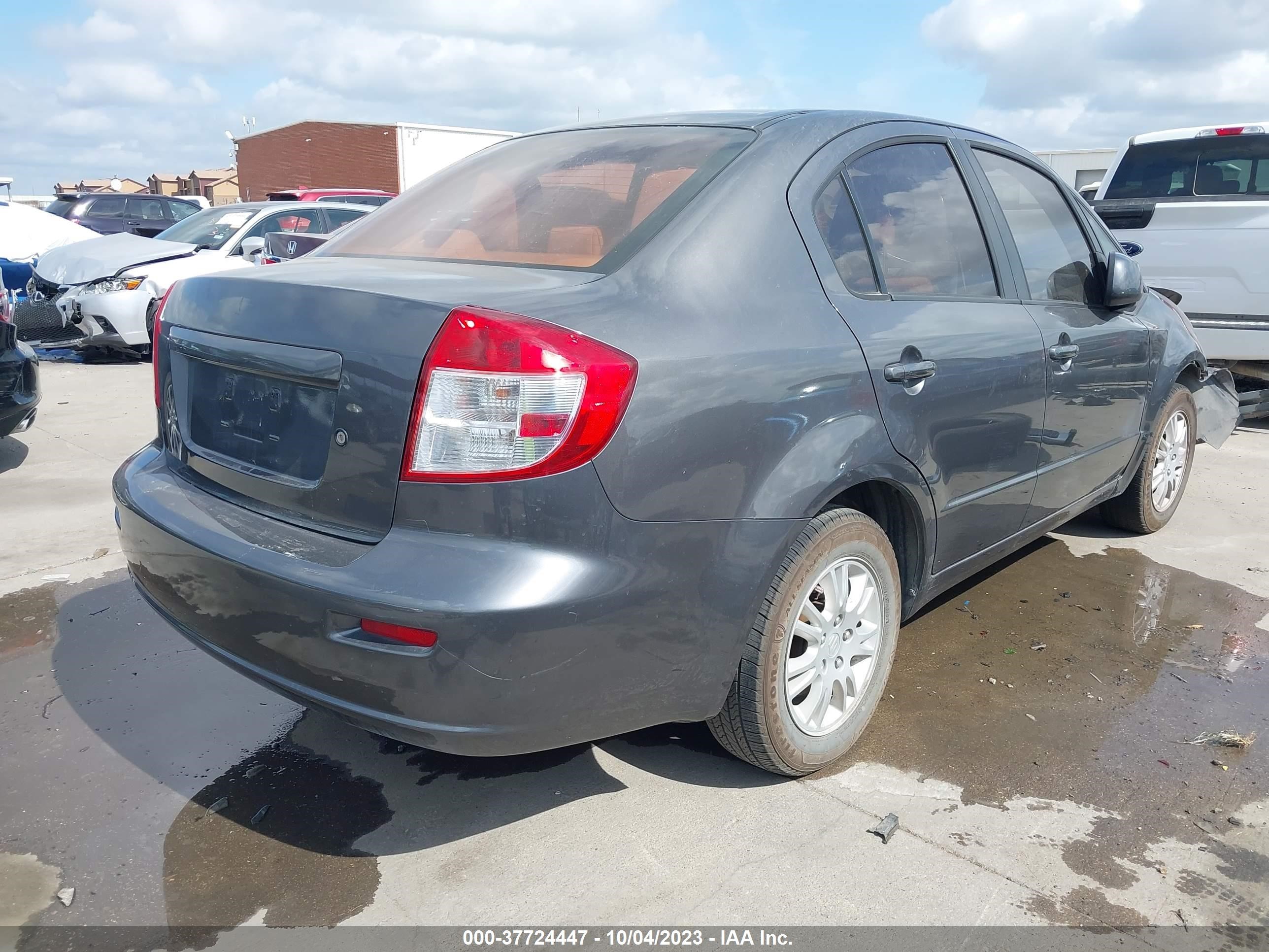 Photo 3 VIN: JS2YC5A34C6304133 - SUZUKI SX4 