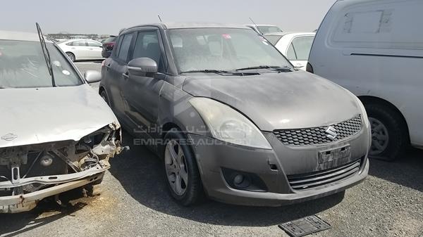 Photo 9 VIN: JS2ZC8B2XE6300182 - SUZUKI SWIFT 