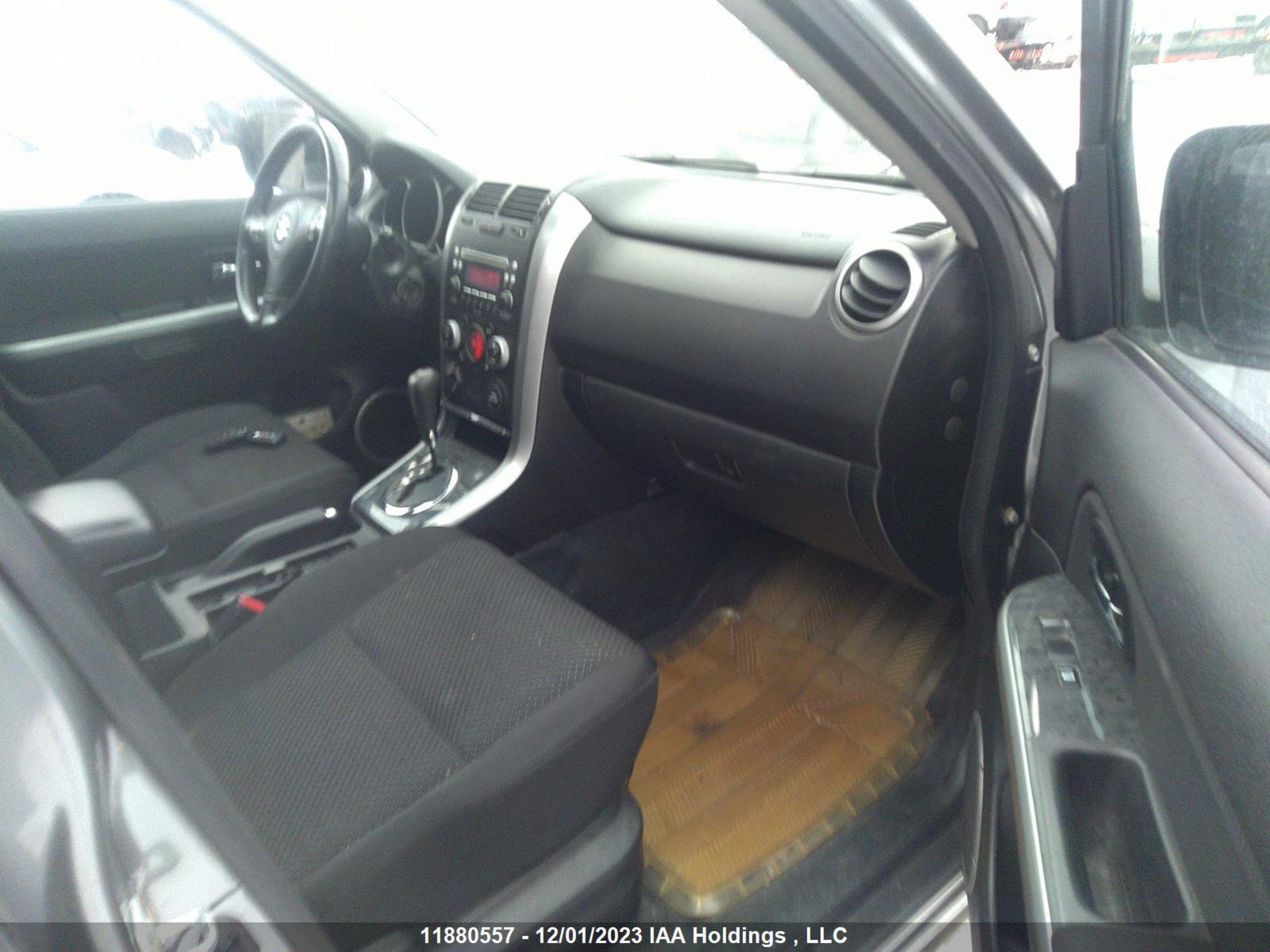 Photo 4 VIN: JS3TD044X94101214 - SUZUKI GRAND VITARA 