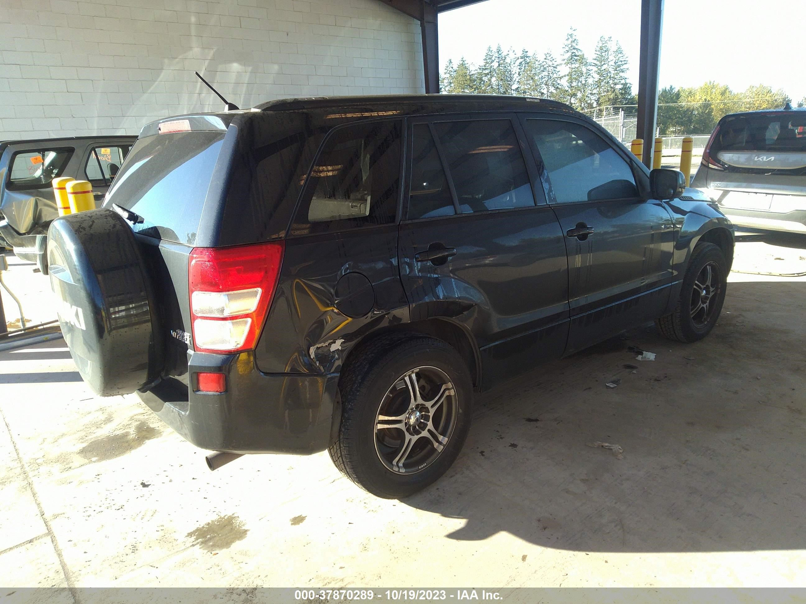 Photo 3 VIN: JS3TD047794100628 - SUZUKI GRAND VITARA 