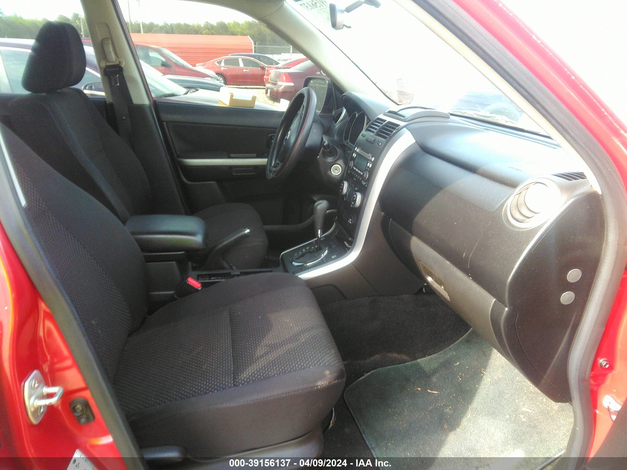 Photo 4 VIN: JS3TD0D20A4100432 - SUZUKI GRAND VITARA 