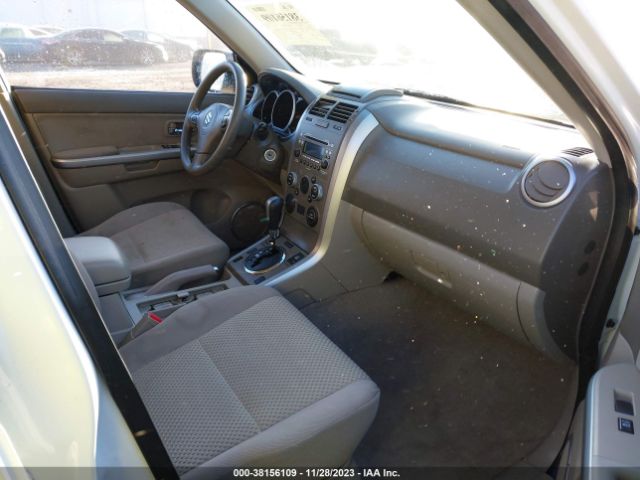 Photo 4 VIN: JS3TD0D20A4102231 - SUZUKI GRAND VITARA 